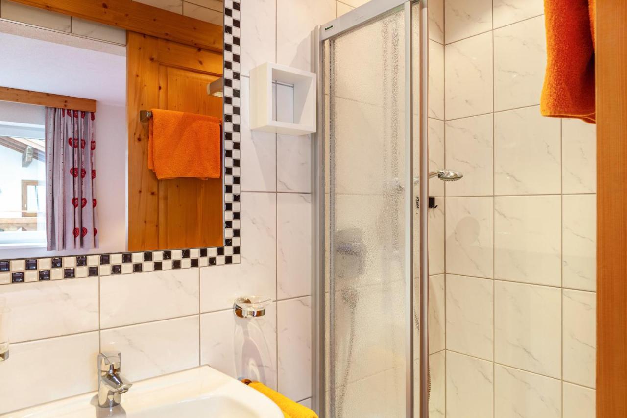 Appartement Alpenflora 1 *